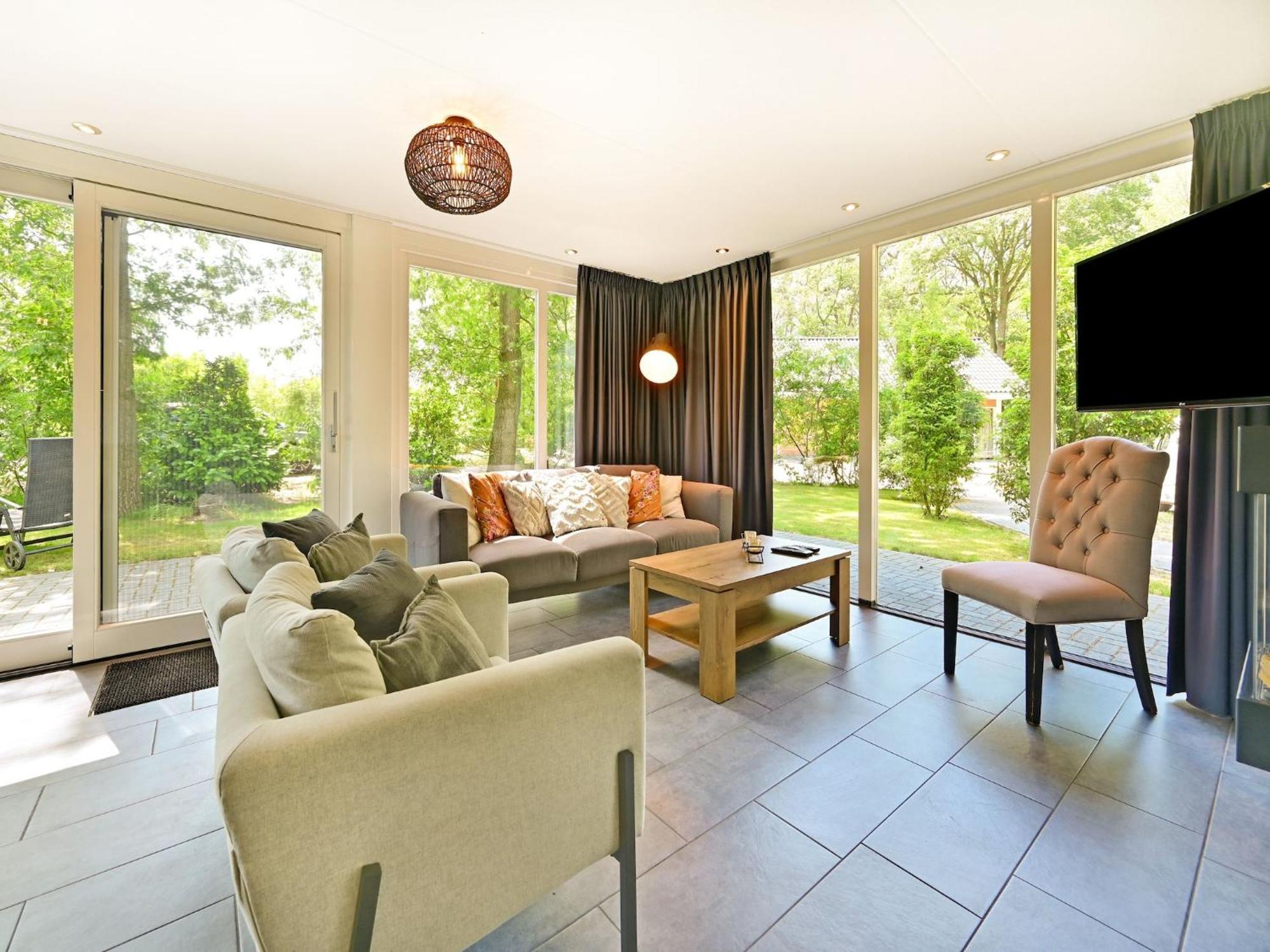 Chalet With Gorgeous View Of The Natural Surroundings Weerselo Exteriér fotografie