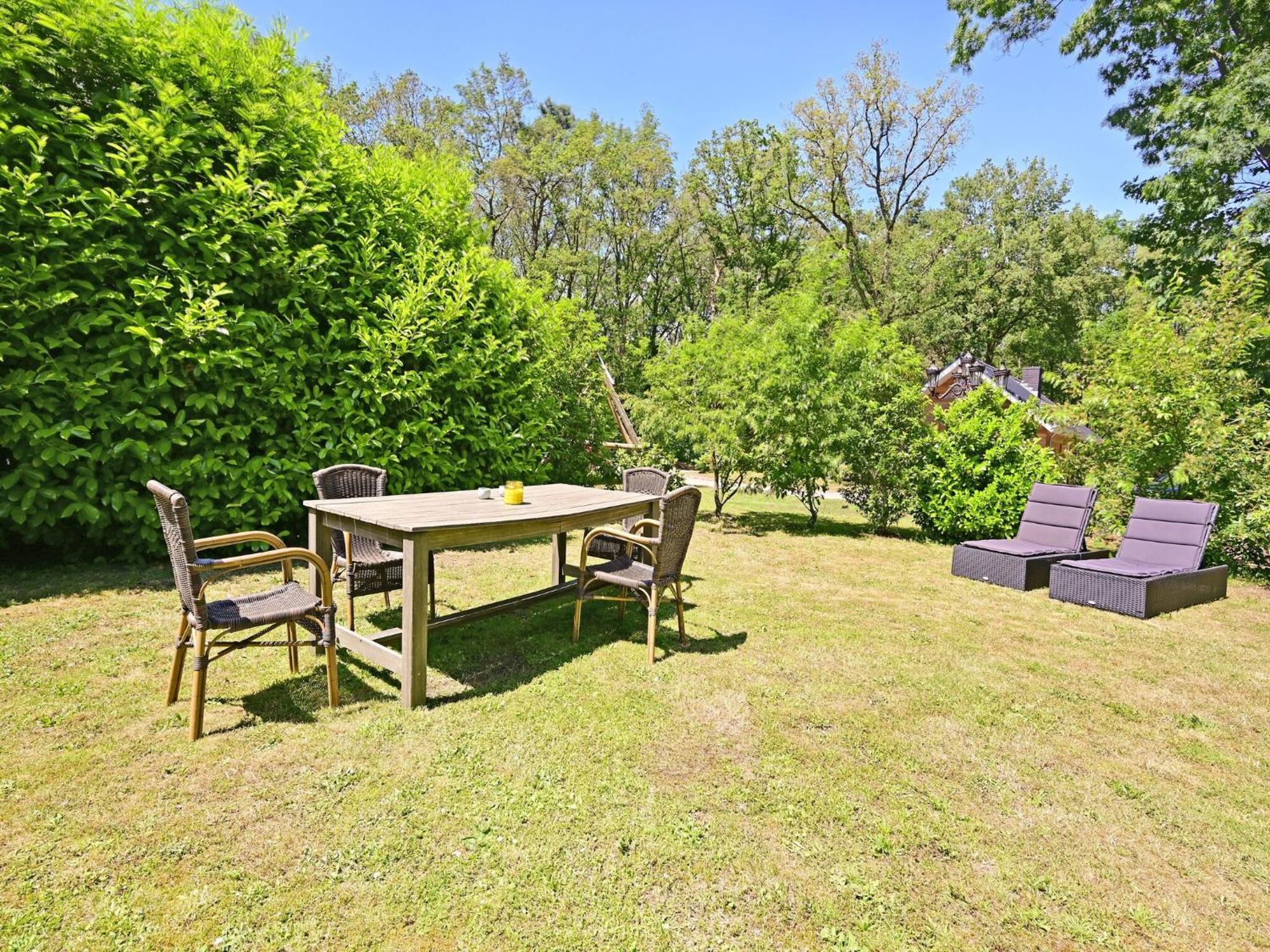 Chalet With Gorgeous View Of The Natural Surroundings Weerselo Exteriér fotografie